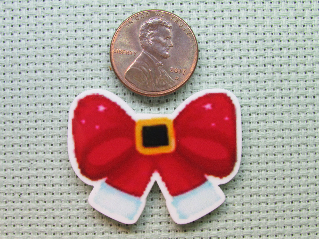 First view of the Red Santa Christmas Bow Needle Minder