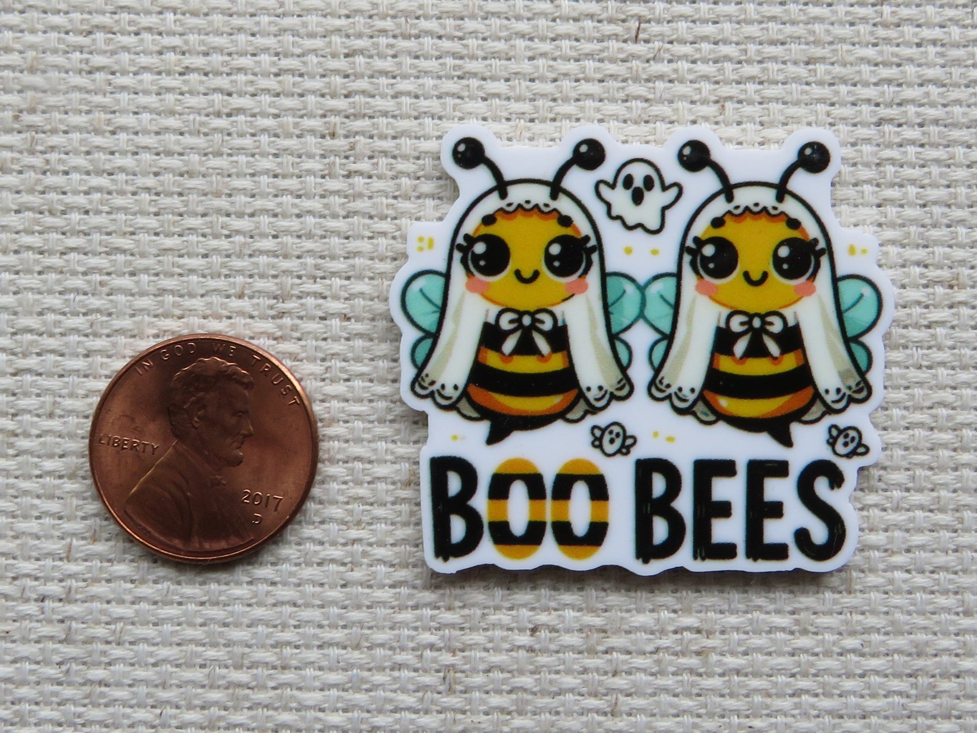 Second view of Boo Bees Needle Minder.