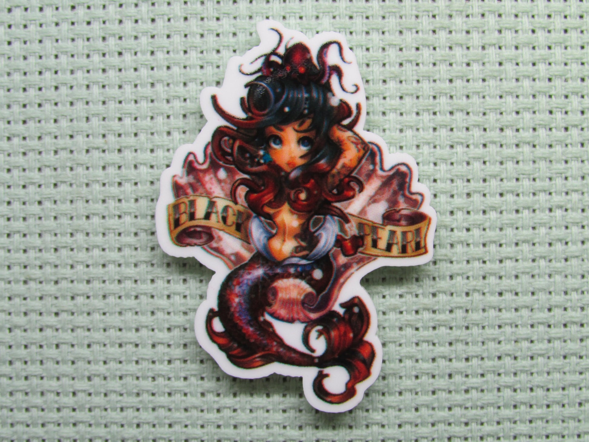 First view of the Black Pearl Mermaid Needle Minder
