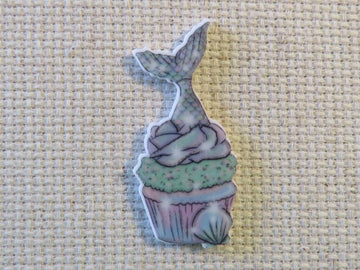 First view of Mermaid Tail Cupcake Needle Minder.