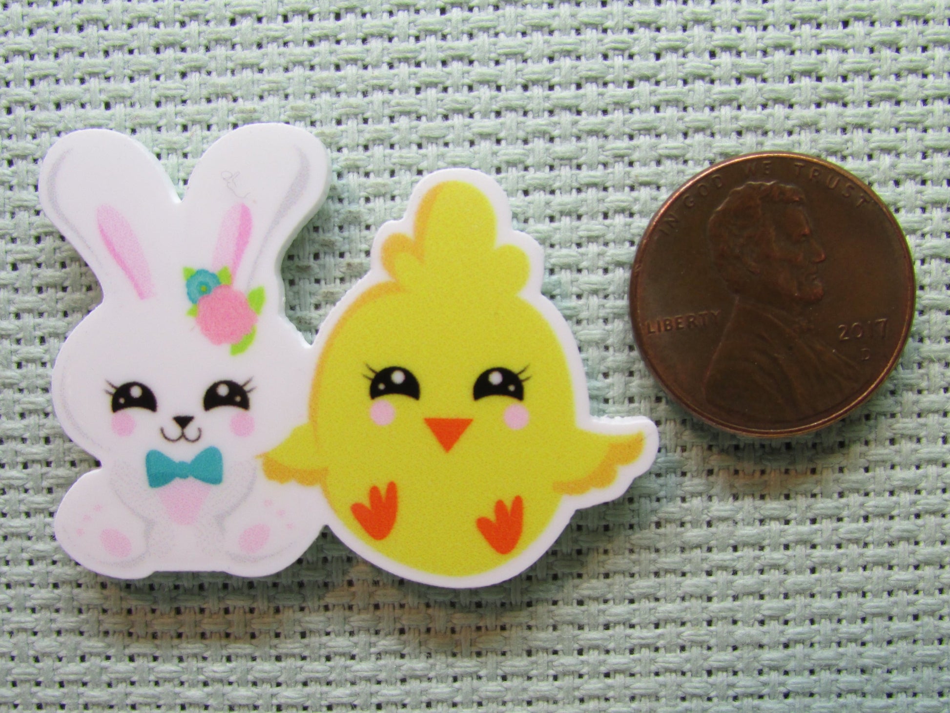 Second view of the Easter Bunny and Chick Needle Minder