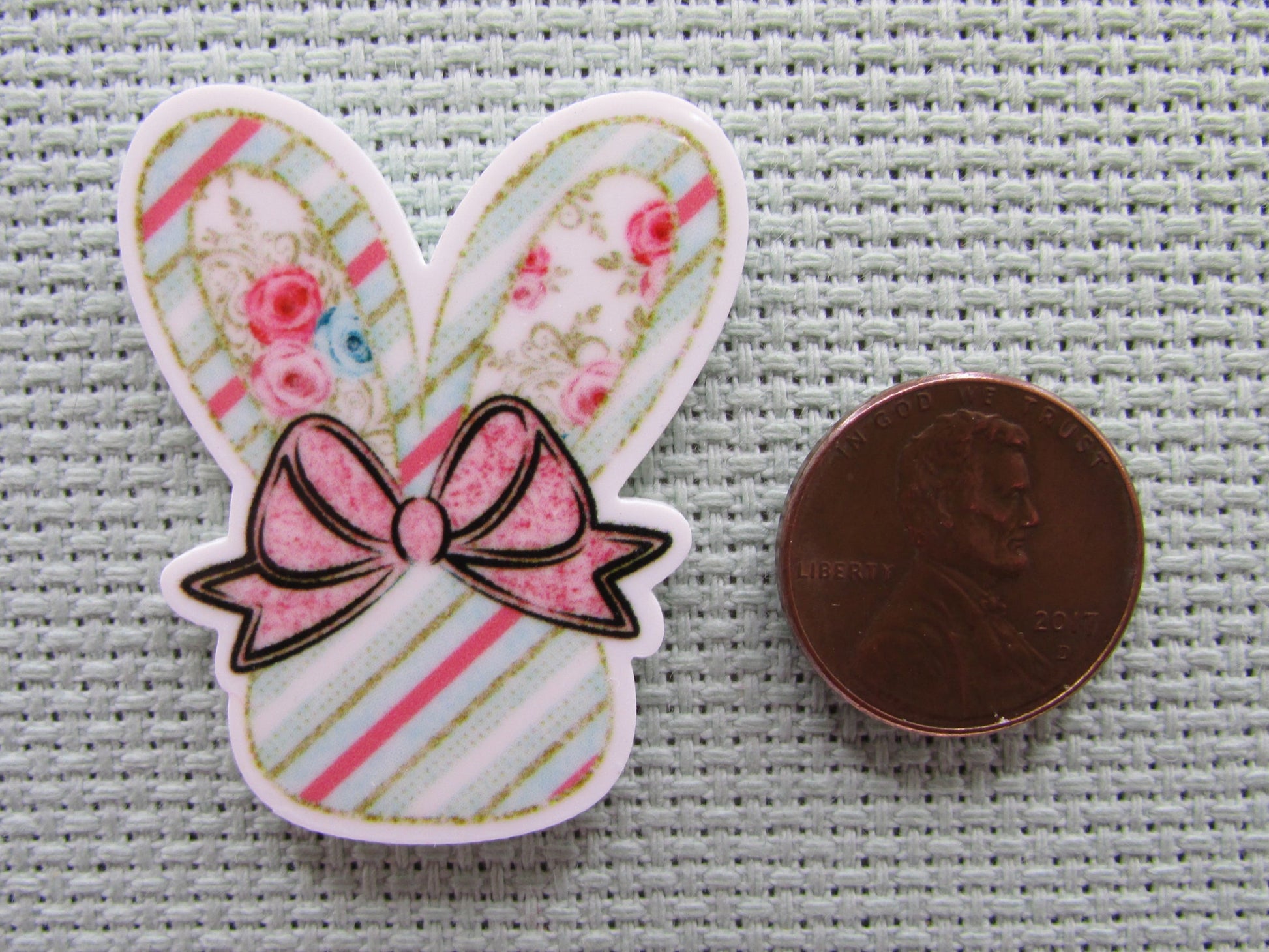 Second view of the Pastel Colored Bunny Head Needle Minder