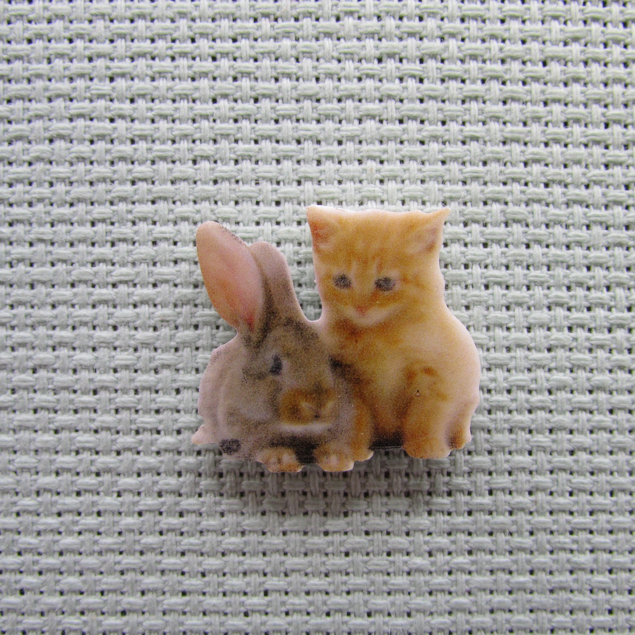 First view of the Small Bunny and Kitten Friends Needle Minder