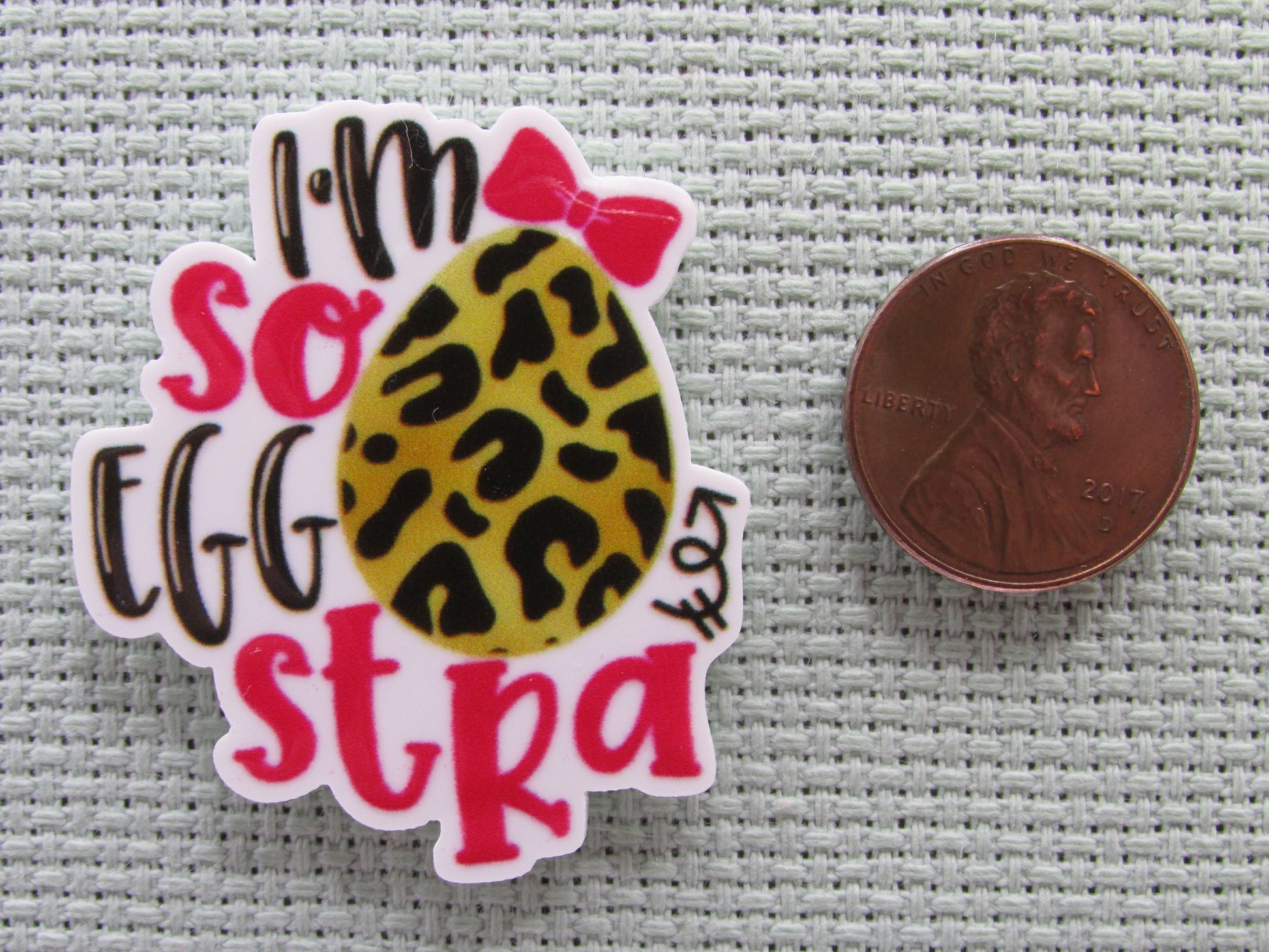 Second view of the I'm So Egg stra Needle Minder