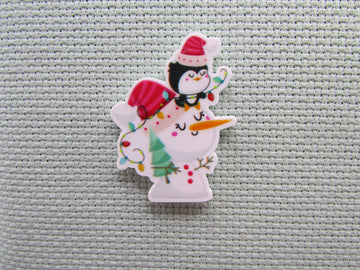 First view of the Snowman and Penguin Friends Needle Minder