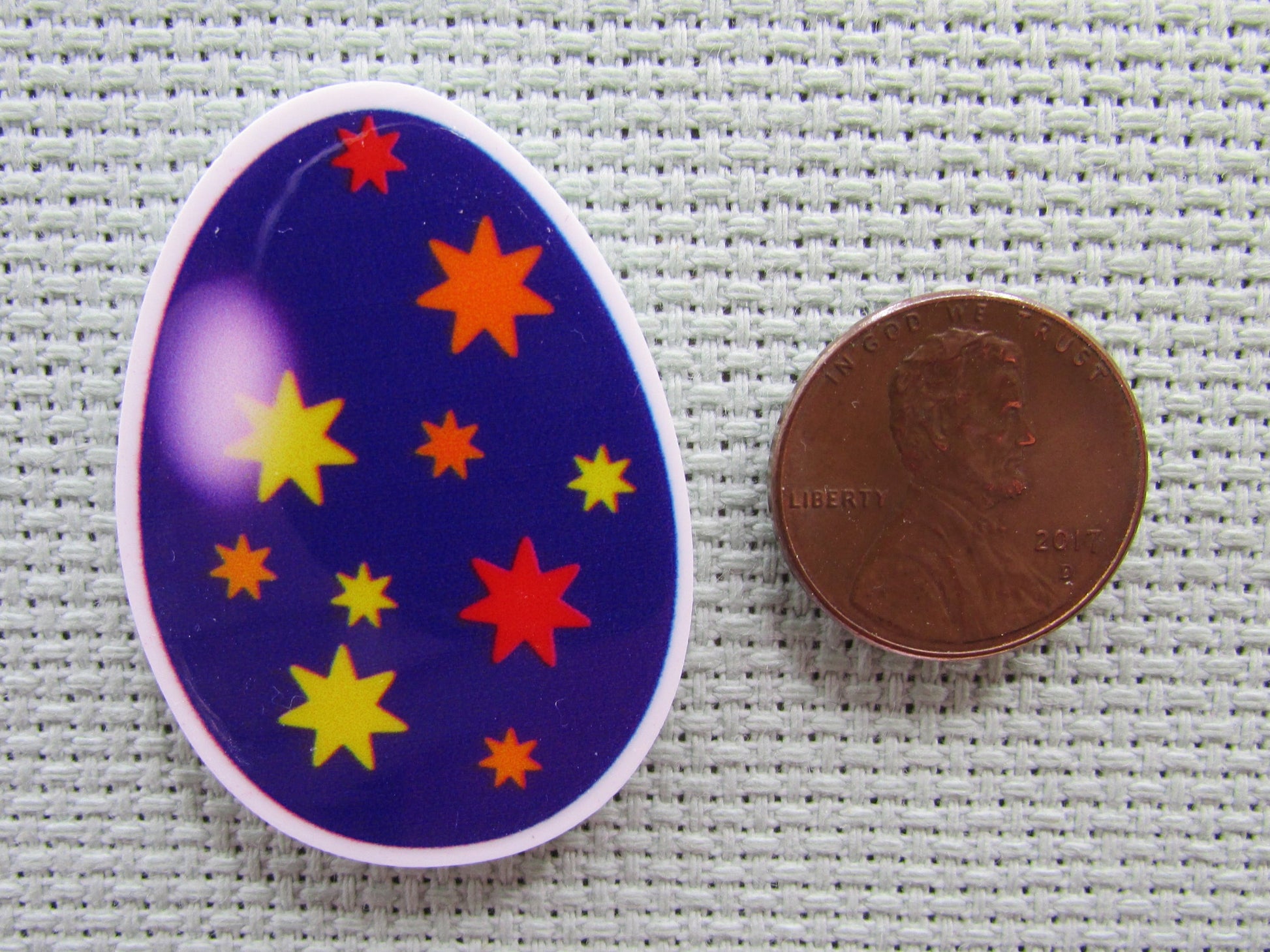 Second view of the Purple Decorated Easter Egg Needle Minder