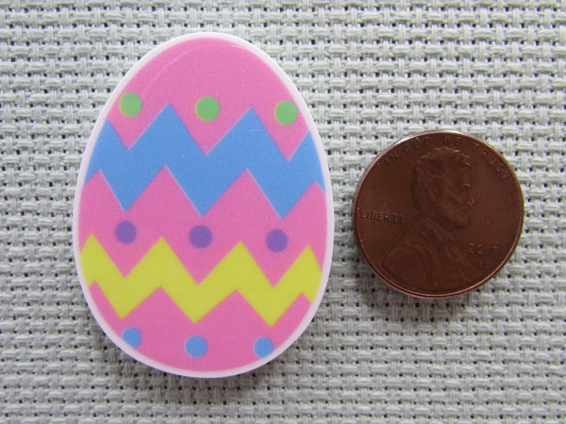 Second view of the Pink Decorated Easter Egg Needle Minder