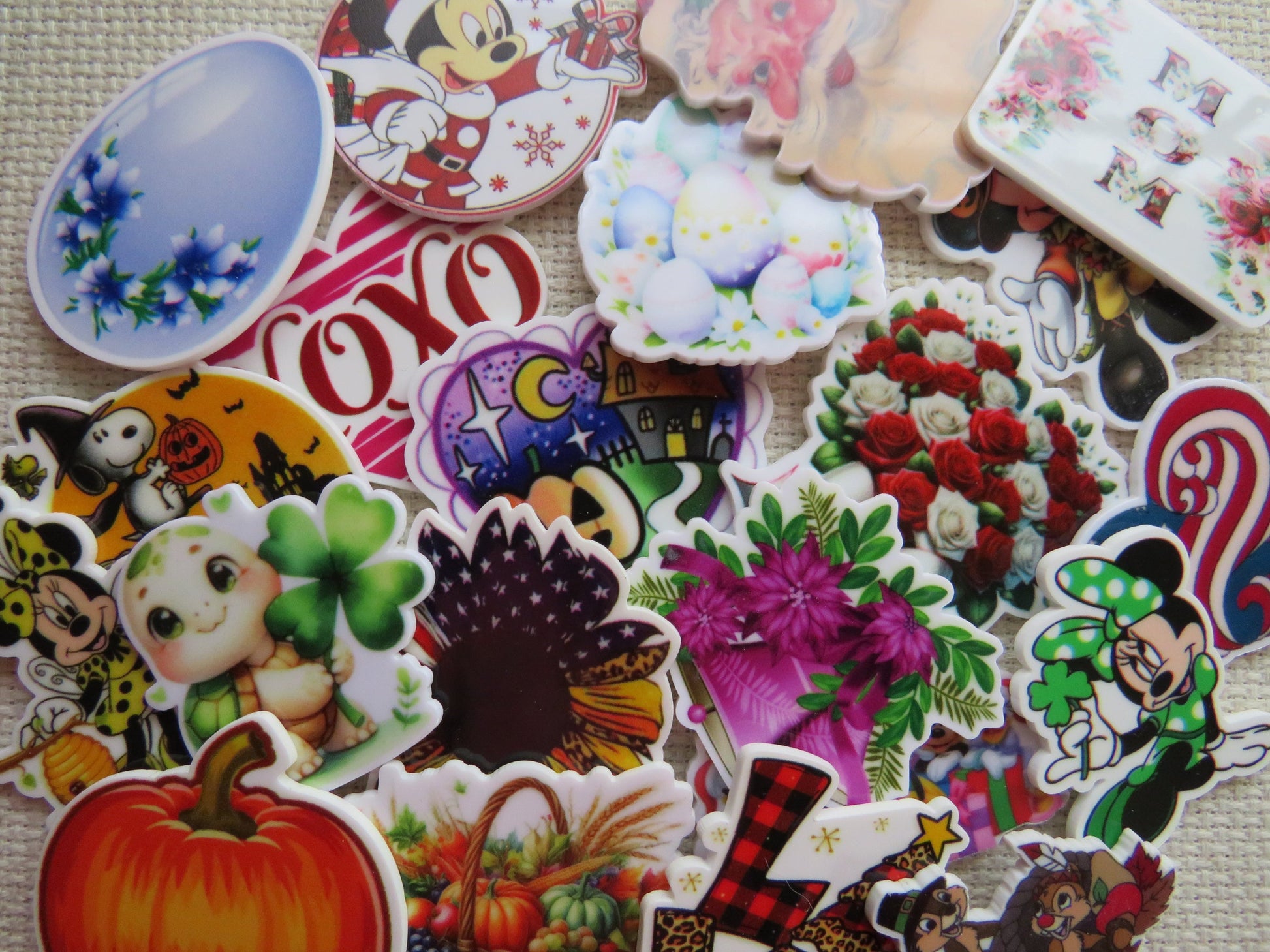 Second view of Mystery Holiday Pack Needle Minder.